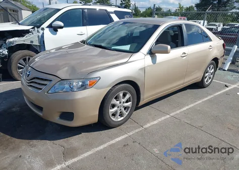 2011 Toyota Camry Le from USA, damaged, VIN 4T1BF3EK1BU739128